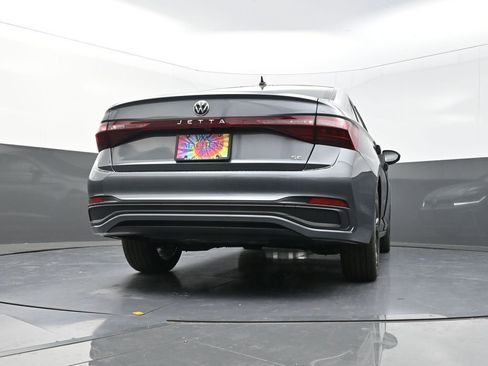 New 2026 Volkswagen Jetta SE image 24