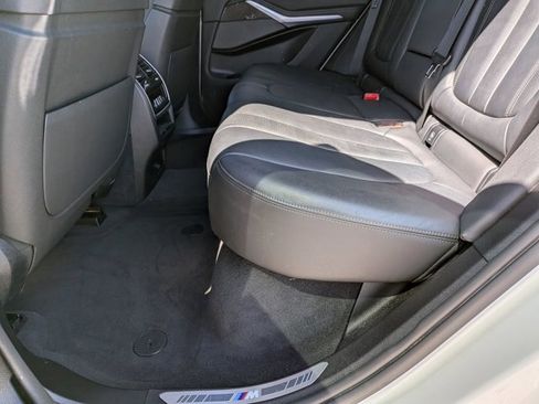 Used 2021 BMW X5 M50i w/ Executive Package image 19