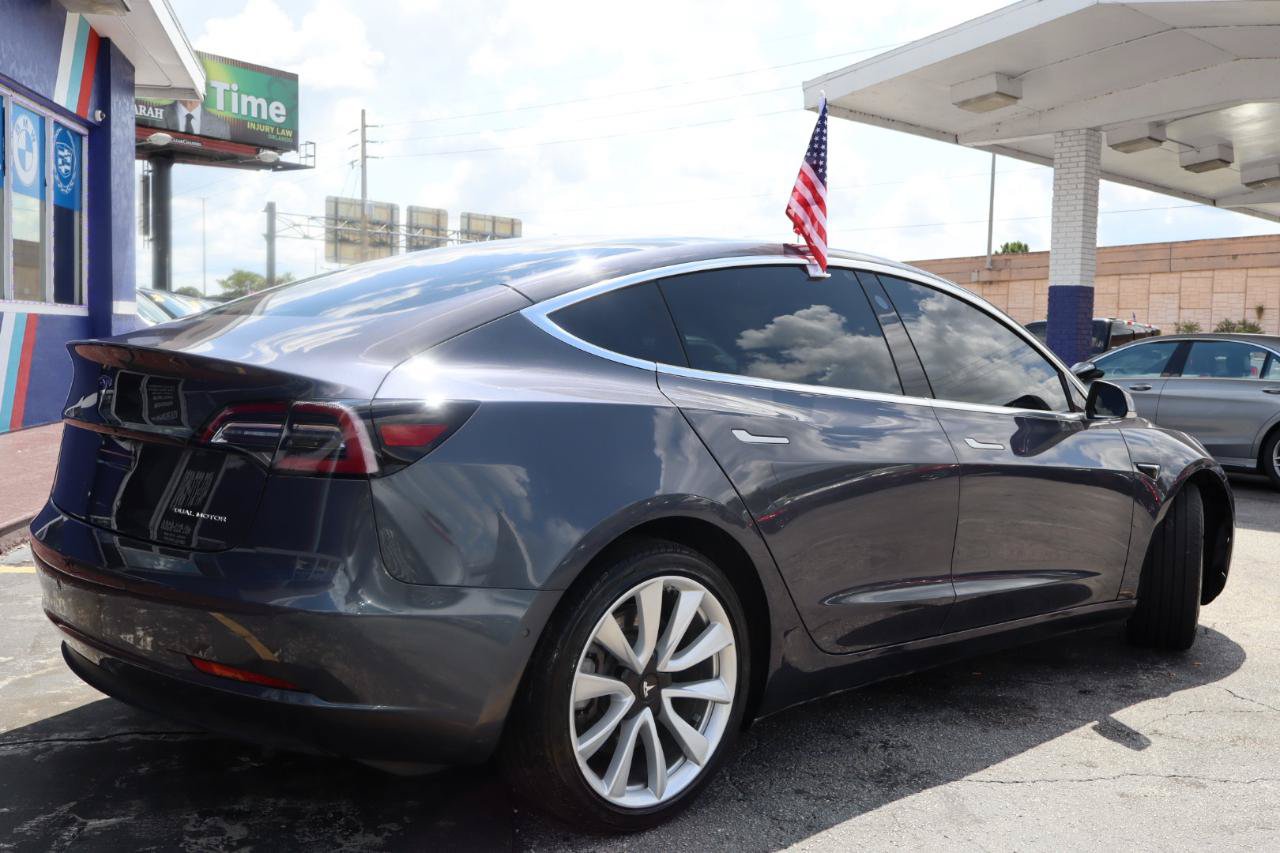 Used 2018 Tesla Model 3 Long Range AWD/4WD image 5