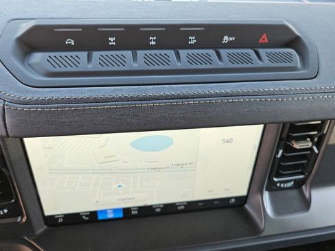 New 2025 Ford Bronco Badlands w/ Sasquatch Package image 16