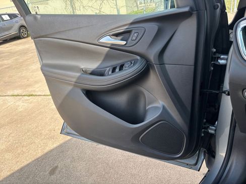 Used 2025 Buick Encore GX Preferred image 18