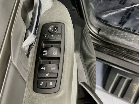 Used 2018 RAM 1500 Big Horn AWD/4WD image 17