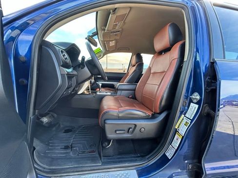 Used 2014 Toyota Tundra SR5 image 12