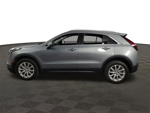 Used 2023 Cadillac XT4 Luxury w/ Cold Weather Package image 5