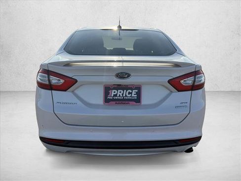 Used 2016 Ford Fusion SE image 6