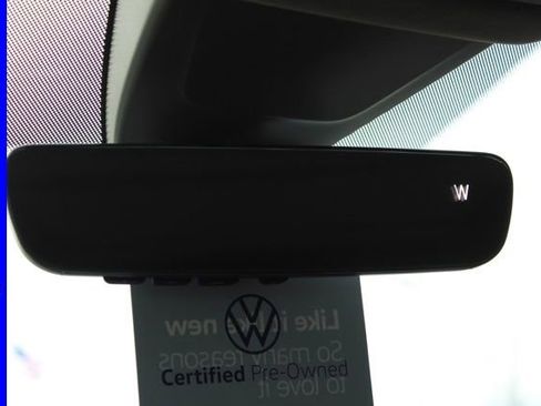 Used 2025 Volkswagen Atlas Peak Edition SE image 45