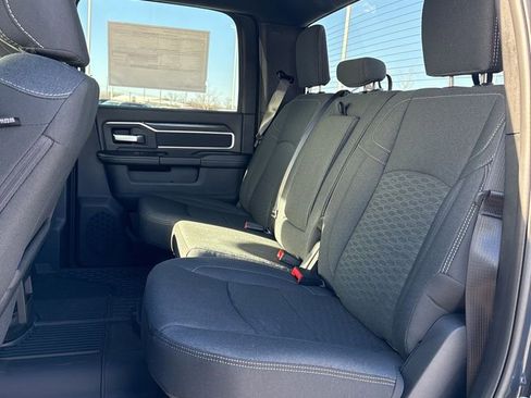 New 2026 RAM 3500 Big Horn AWD/4WD image 21