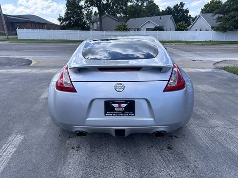 Used 2009 Nissan 370Z Coupe w/ Sport Pkg RWD image 5