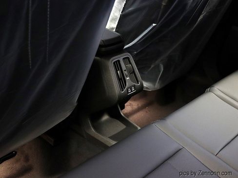 Used 2026 BMW X1 xDrive28i image 19