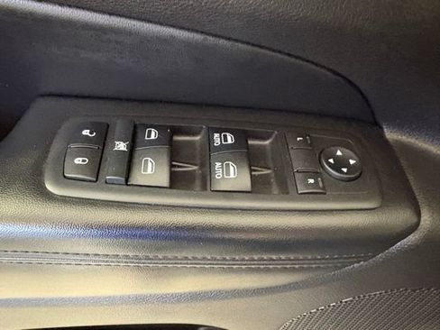 Certified 2018 Jeep Grand Cherokee Altitude AWD/4WD image 22