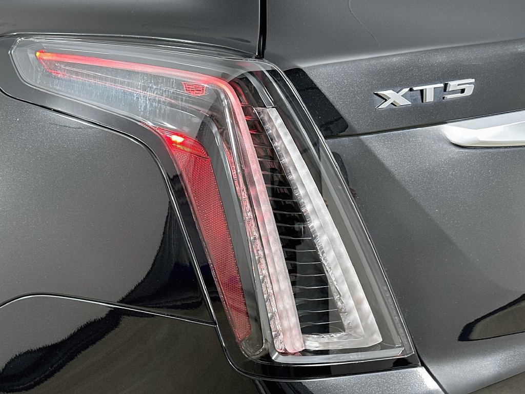 Used 2024 Cadillac XT5 Sportv AWD/4WD image 42