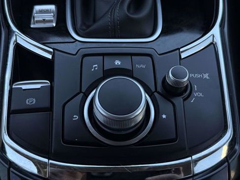 Used 2019 MAZDA CX-9 Touring w/ Touring Premium Package image 17