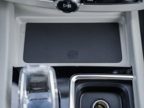 New 2026 Volvo XC60 B5 Ultra w/ Protection Package Premier image 25