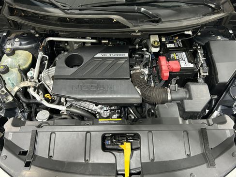 Used 2023 Nissan Rogue SV FWD image 16