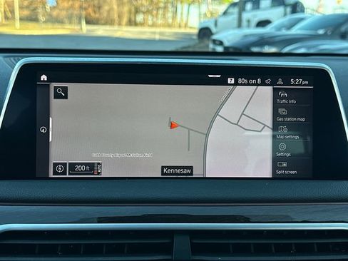 Used 2020 BMW 740i w/ Premium Package image 25