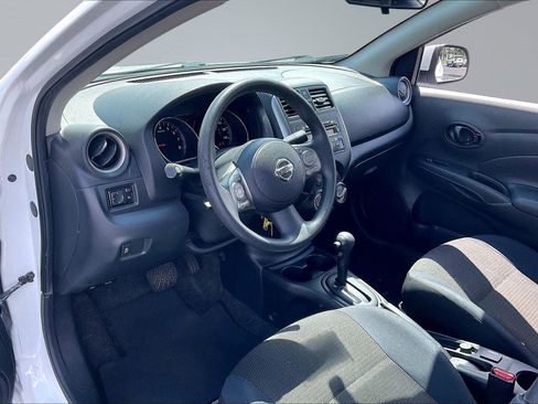 Used 2012 Nissan Versa SV w/ Convenience Pkg FWD image 16