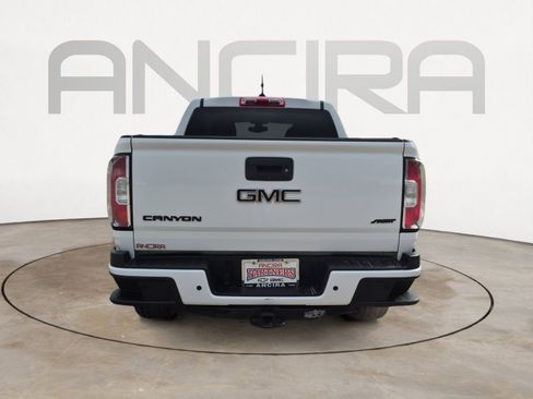 Used 2019 GMC Canyon SLE image 9
