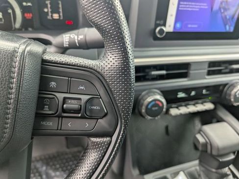 Used 2024 Toyota Tacoma SR AWD/4WD image 18