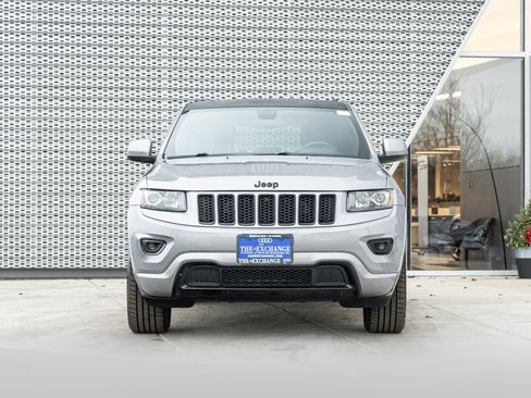 Used 2014 Jeep Grand Cherokee Altitude image 31