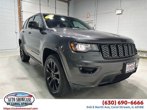Used 2018 Jeep Grand Cherokee Altitude AWD/4WD image 1