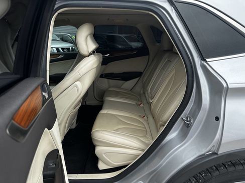 Used 2016 Lincoln MKC Reserve image 14