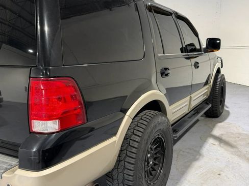 Used 2006 Ford Expedition King Ranch AWD/4WD image 4