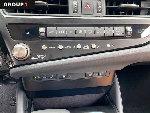 Certified 2025 Lexus ES 350 ES 350 image 32