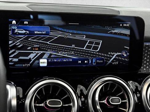 Certified 2025 Mercedes-Benz EQB 300 4MATIC image 14