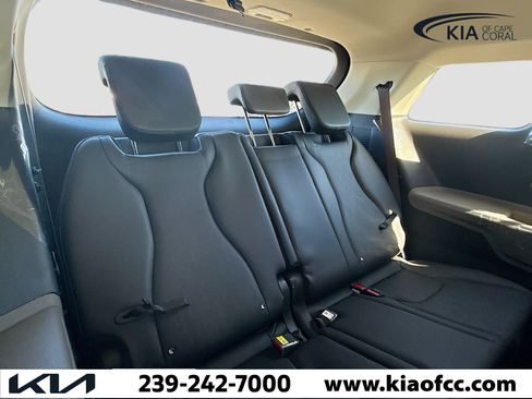 New 2026 Kia Carnival image 19