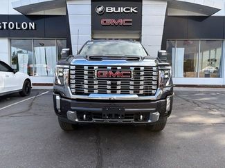 New 2026 GMC Sierra 3500 Denali w/ Denali Reserve Package video 4