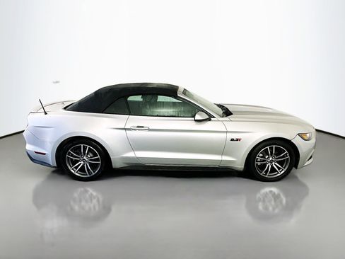 Used 2016 Ford Mustang Premium RWD image 8