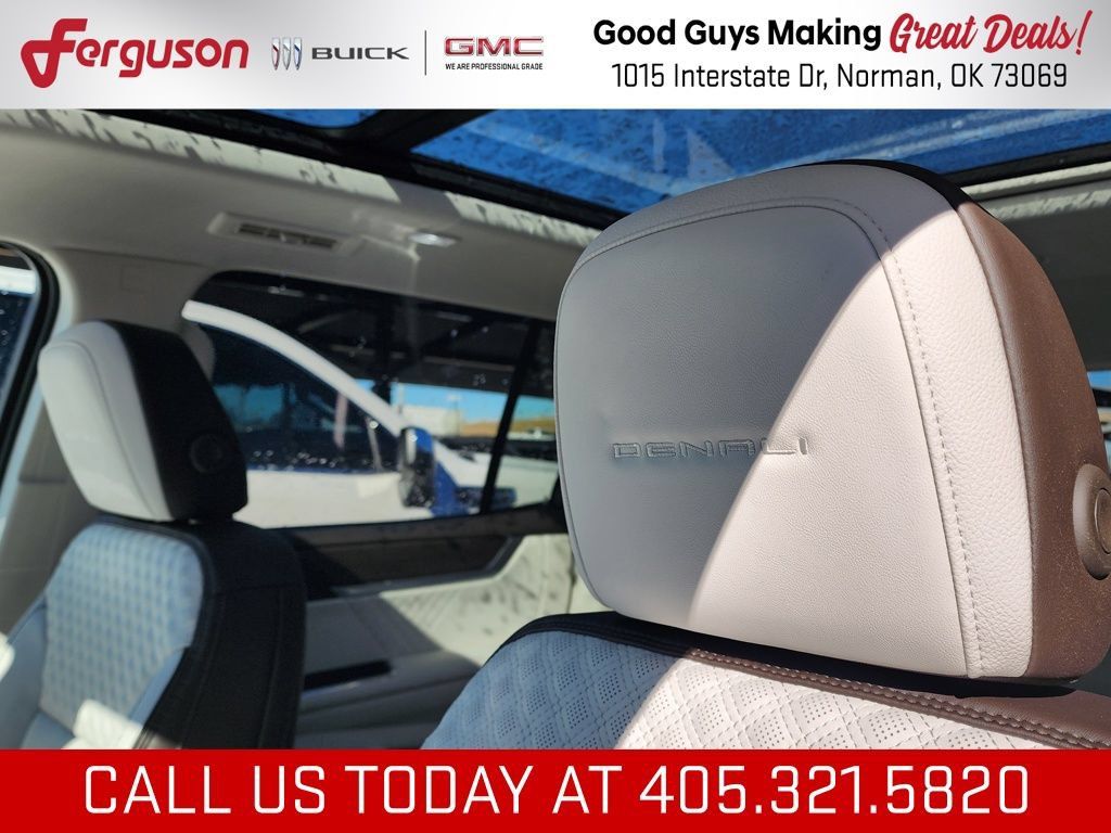 New 2026 GMC Acadia Denali w/ Super Cruise Package FWD image 18