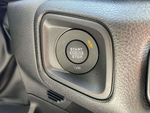 New 2025 Jeep Gladiator Sport image 20