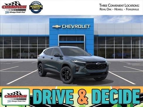 New 2026 Chevrolet Trax LT w/ Midnight Edition FWD image 1