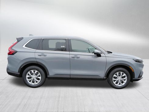 Used 2025 Honda CR-V LX image 8