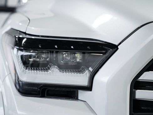 New 2026 Toyota 4Runner Limited AWD/4WD image 12