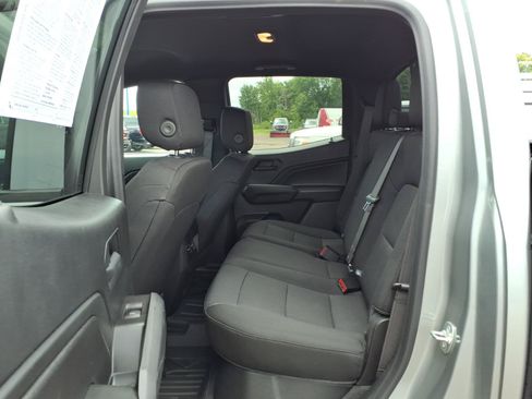 Used 2025 Chevrolet Colorado Trail Boss AWD/4WD image 11