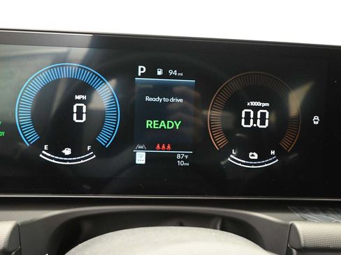 New 2026 Hyundai Tucson Blue SE FWD image 17