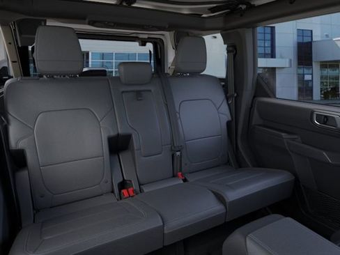 New 2026 Ford Bronco Badlands AWD/4WD image 11