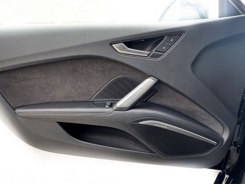 Used 2018 Audi TT 2.0T w/ Technology Package image 13