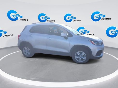 Used 2021 Chevrolet Trax LT FWD image 6