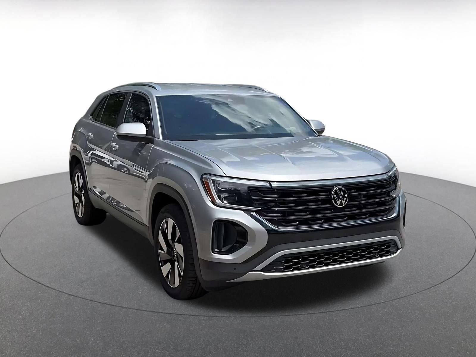 Used 2026 Volkswagen Atlas Cross Sport SE AWD/4WD image 3