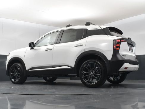 New 2026 Nissan Kicks SR w/ Illumination Package FWD image 40