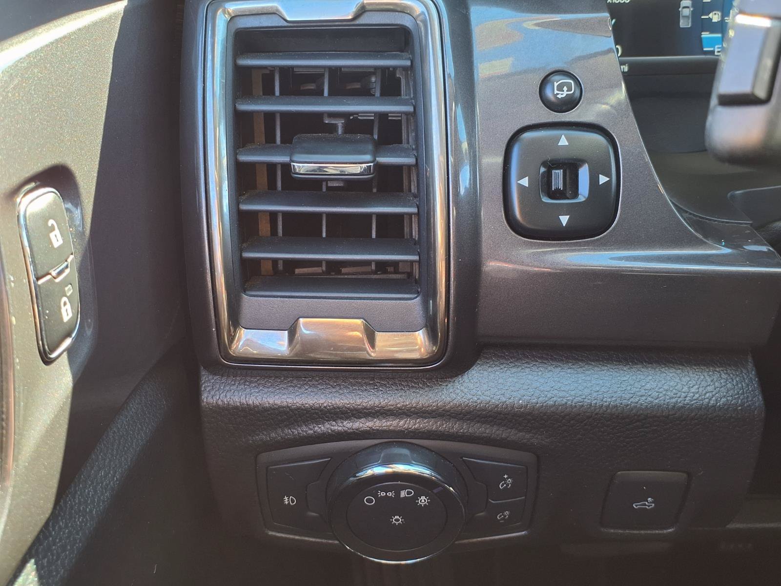 Used 2019 Ford Ranger Lariat w/ Equipment Group 501A Mid AWD/4WD image 12