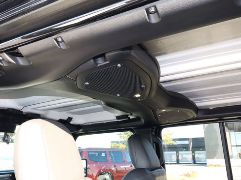 New 2026 Jeep Gladiator Sport image 15