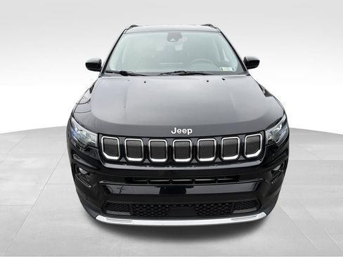 Certified 2022 Jeep Compass Limited image 2