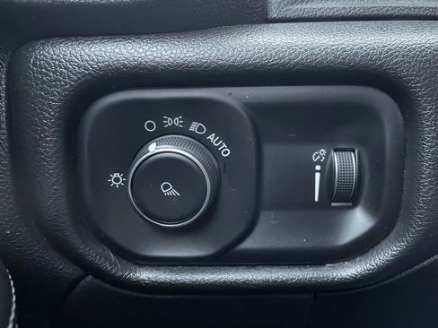 Used 2021 RAM 2500 Big Horn image 7