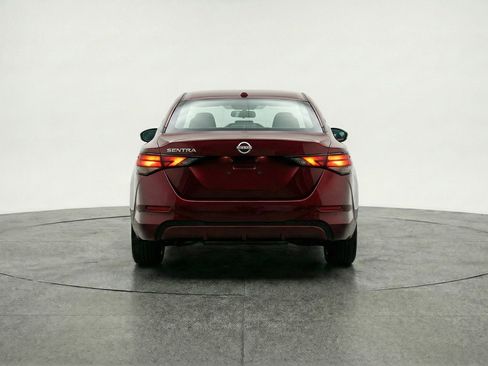 Used 2025 Nissan Sentra SV FWD image 7