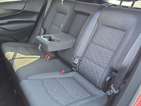 Used 2020 Chevrolet Equinox LT FWD image 16