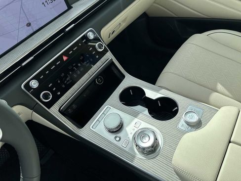 New 2026 Genesis GV80 2.5T Advanced image 27